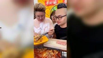娱乐吃瓜酱内耗,揭秘娱乐圈内耗背后的真相